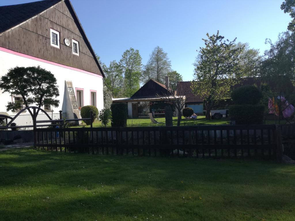 Apartman Ve Mlejne Nová Bystřice Zewnętrze zdjęcie